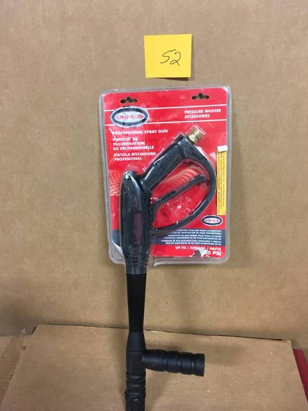 lot 52 image: Simpson 4,500 PSI Universal Spray Gun with Side Grip and M22 Connector in good condition