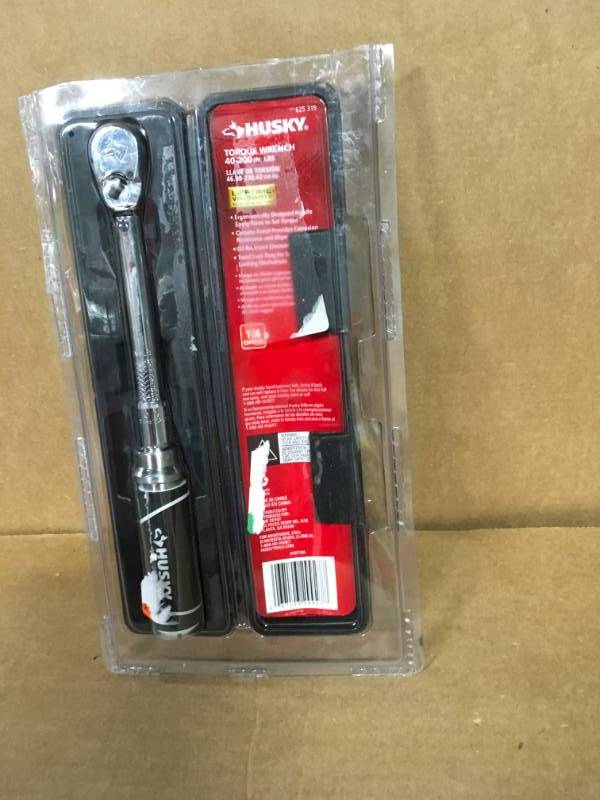 lot 79 image: Husky 14 in. Drive Torque Wrench in good condition
