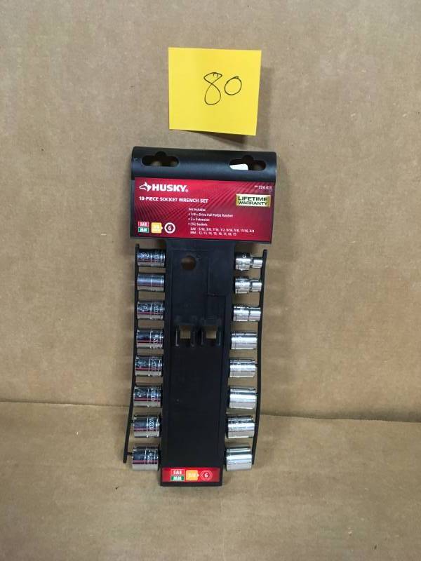 lot 80 image: Husky 38 in. Drive Ratchet and SAEMetric Standard Socket Set (18-Piece)  MISSING PCS in good condition