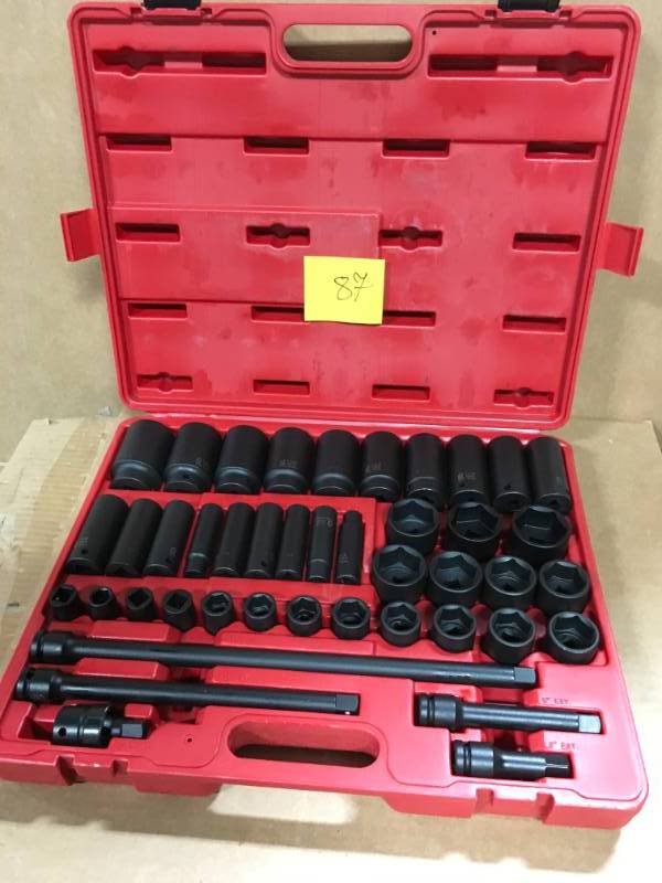 lot 87 image: Sunex 12 in. Drive SAE Master Impact Socket Set (43-Piece) in good condition