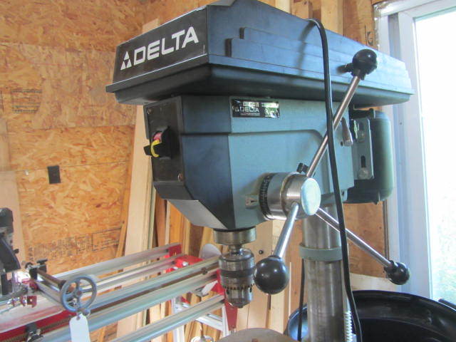 lot 2 image: Delta Drill Press