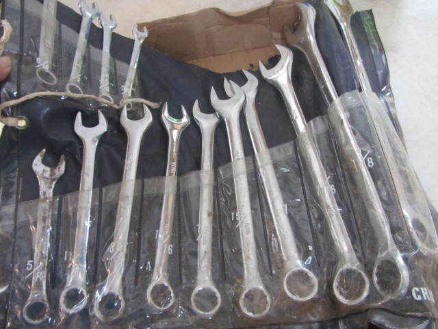 lot 31 image: Wrench Set