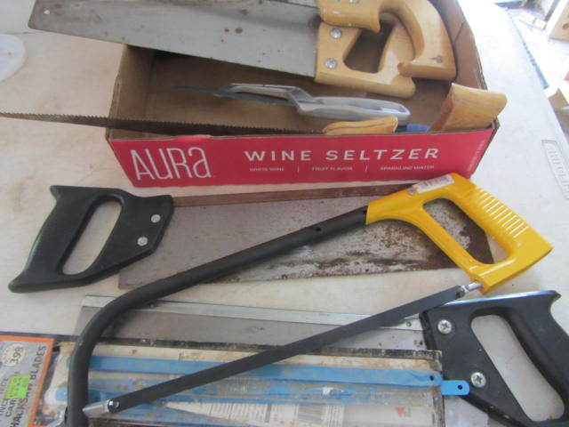 lot 44 image: Saws