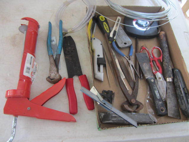 lot 48 image: Nippers, Knives, Tape Measure