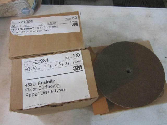 lot 115 image: Sanding Disks