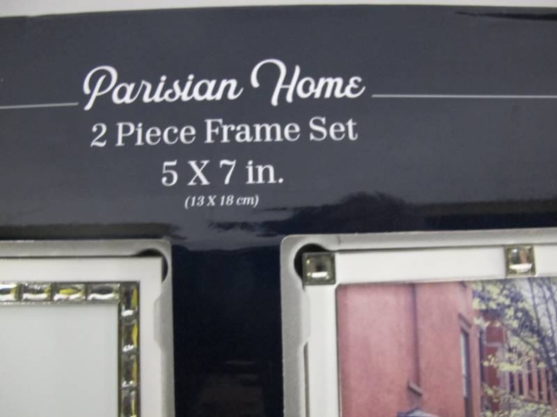 lot 57 image: Parisian Home 2 Piece Picture Frame Set 5x7 Enamel & Hand Set Accent - NEW