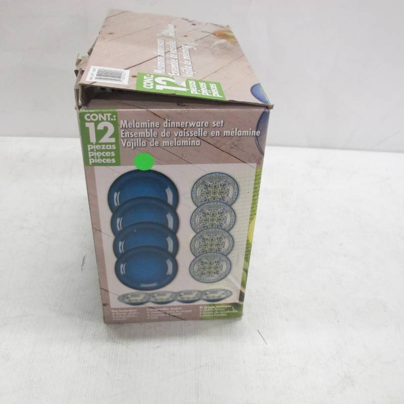 lot 54 image: Melamine 12 Piece Dinnerware Set (Blue Green)