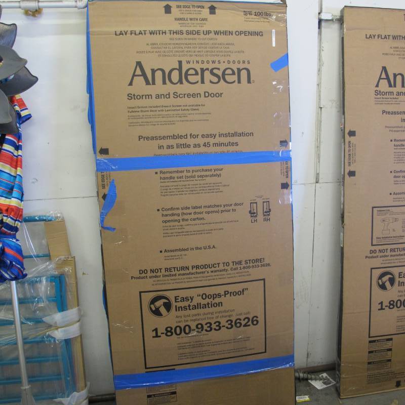 lot 72 image: Andersen 36 in. x 80 in. 3000 Series White Right-Hand Fullview Easy Install Aluminum Storm Door
