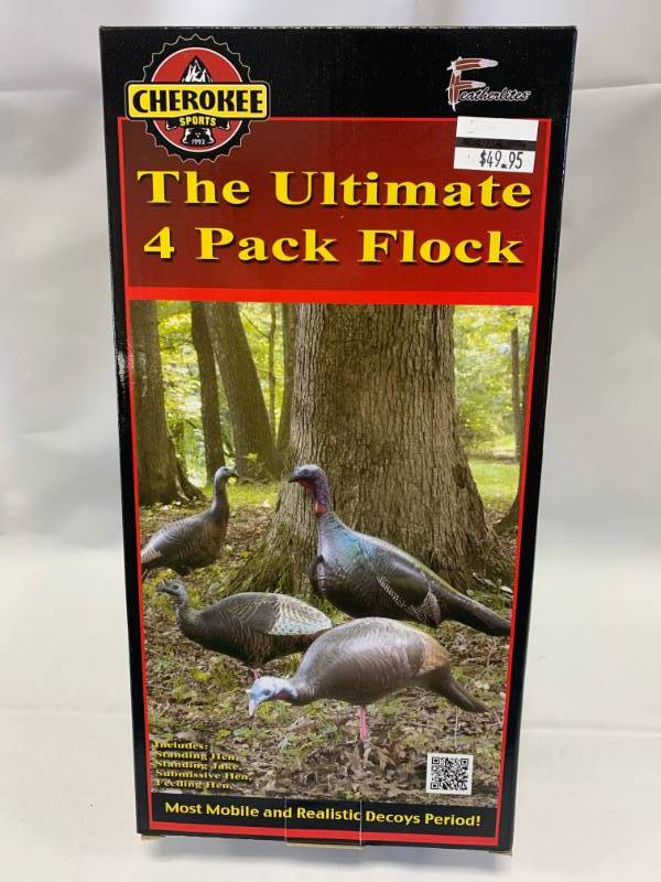 lot 5 image: Ultimate 4 Pack Turkey Decoys New