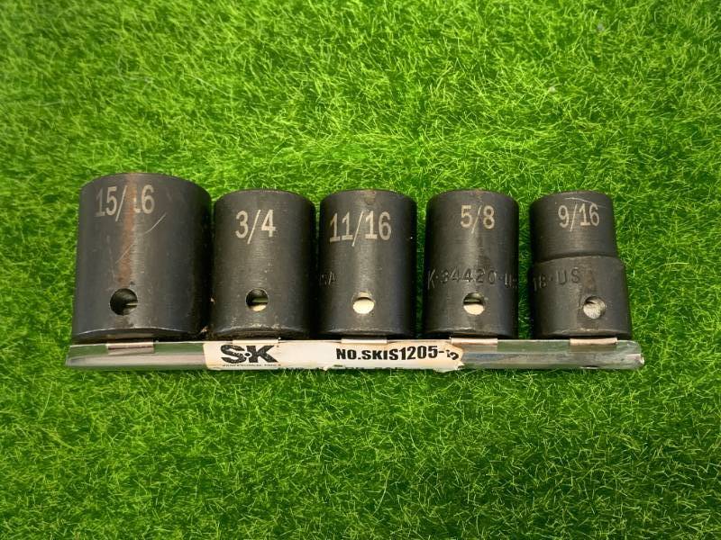 lot 13 image: New SK Tools 5pc SAE Impact Socket Set