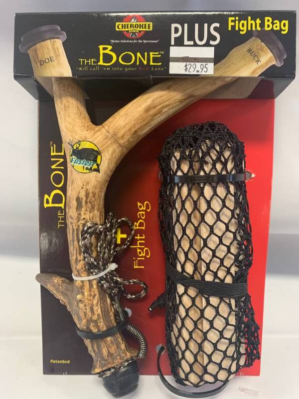 lot 17 image: The Bone Plus Buck & Doe Call New