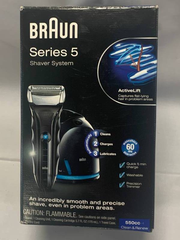 lot 24 image: Braun Series 5 Shaver