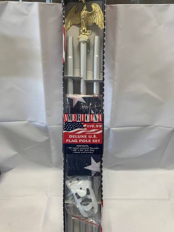 lot 51 image: Deluxe US Flag Pole Set   Includes 6 Pole, 3 x 5 US Flag