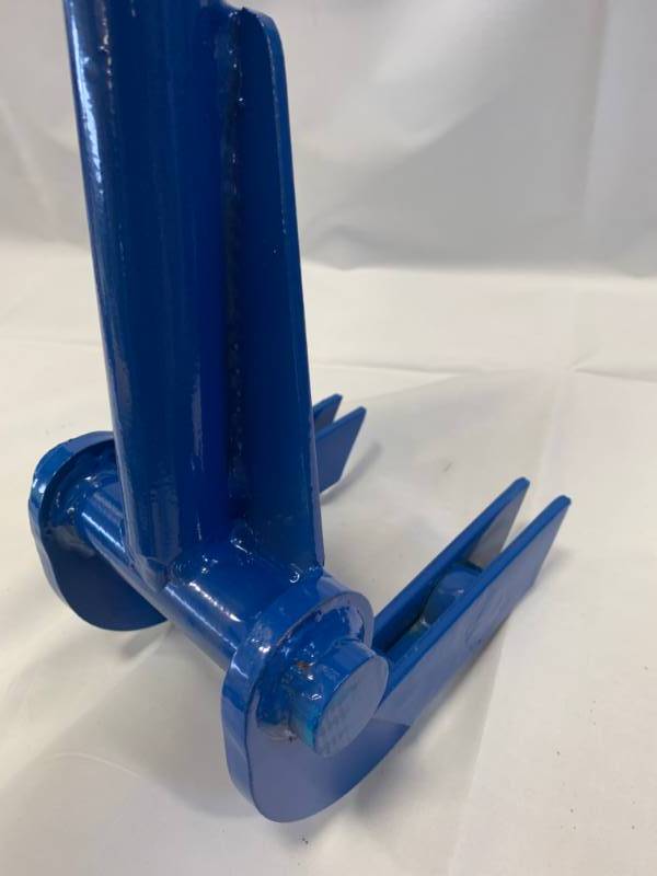 lot 64 image: New Deluxe Pallet Buster  Skid Breaker  $99 Retail