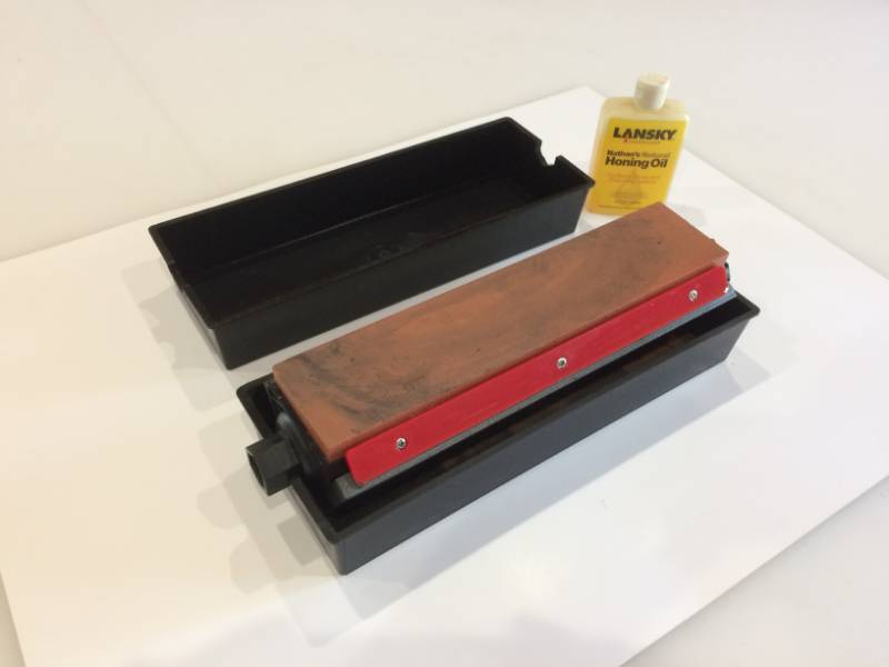 lot 30 image: Sharpening Stones