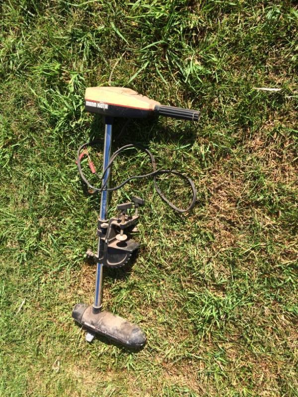 lot 47 image: Trolling motor