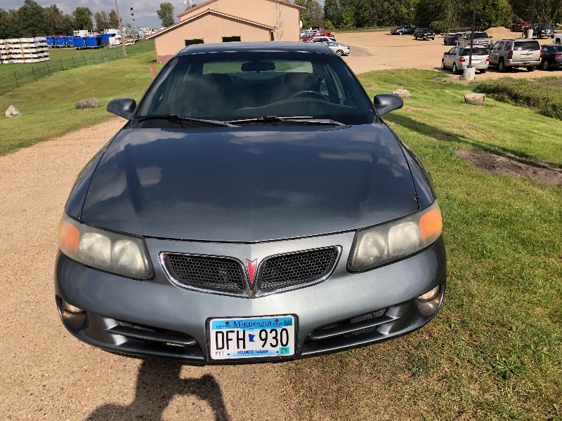 2004 Pontiac Bonneville -No Reserve-