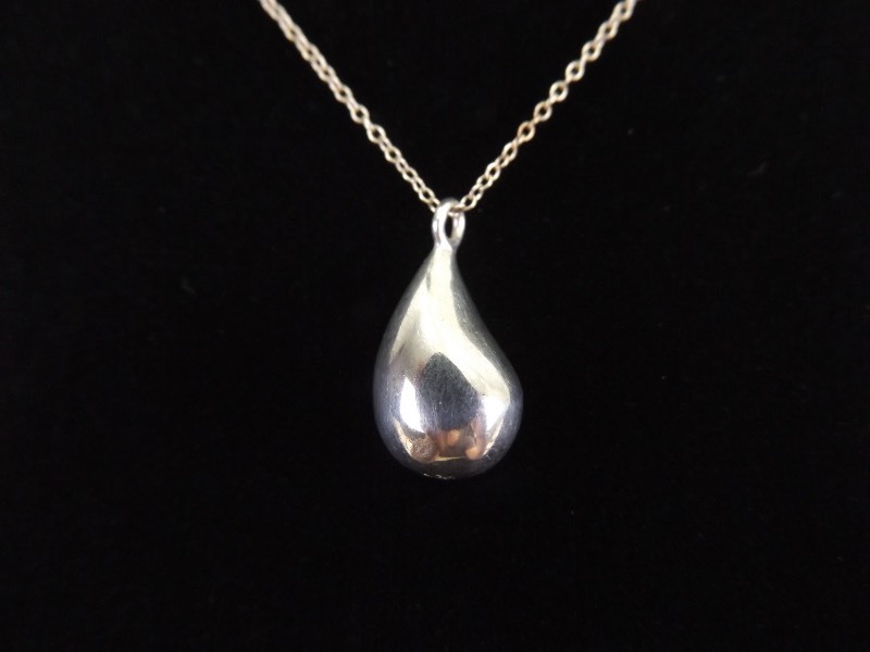 .925 Sterling Silver Drop Pendant Necklace