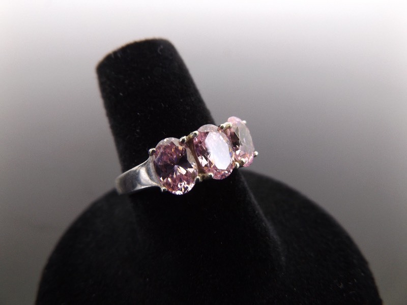 .925 Sterling Silver Pink Sapphire Crystal Ring Size 7