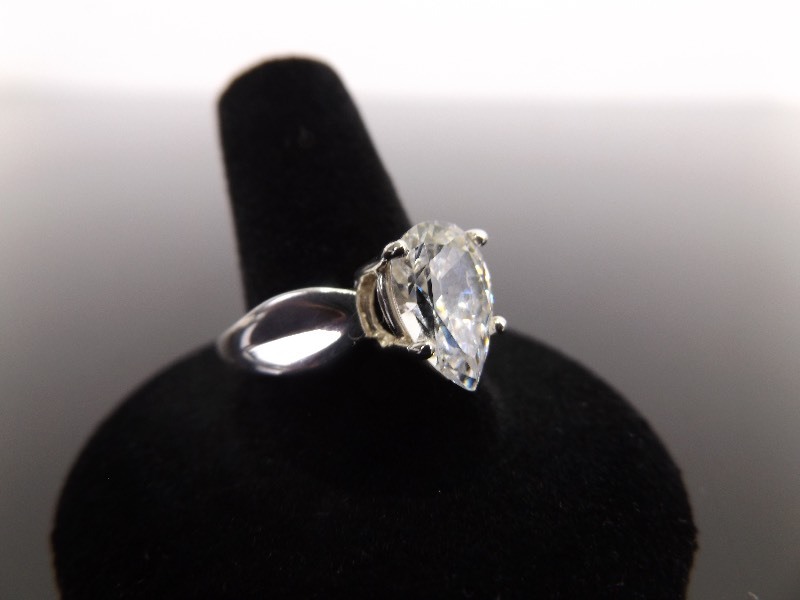.925 Sterling Silver Pear Cut Solitaire Ring Size 10