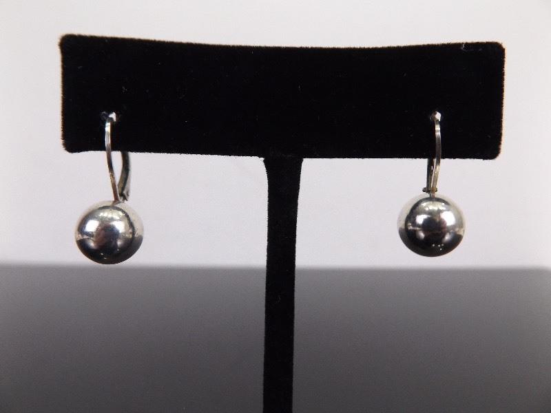 .925 Sterling Silver Ball Hook Clasp Earrings