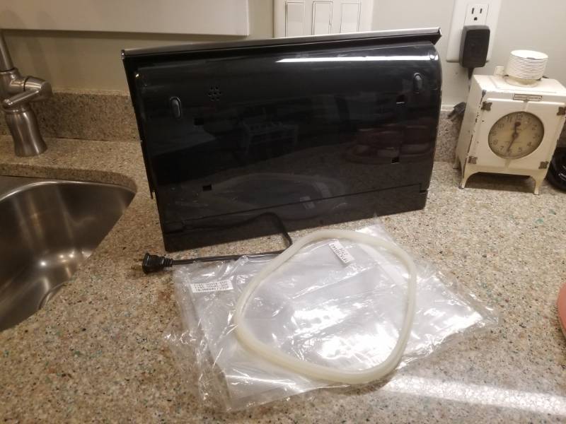 lot 56 image: FoodSaver V3825 Vacuum Sealer Machine with Automatic Bag Detection