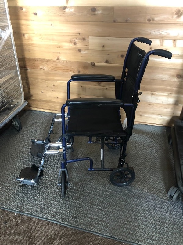 lot 4 image: Wheelchair