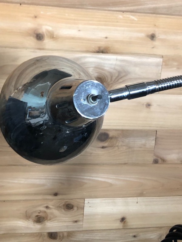 lot 31 image: Chrome Gooseneck Exam Light