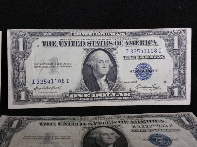(7) 1935 $1 Blue Seal Silver Certificates