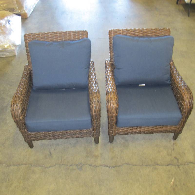 lot 69 image: Pair of Hampton Bay Outdoor Wicker Lounge Chairs with Navy Cushions