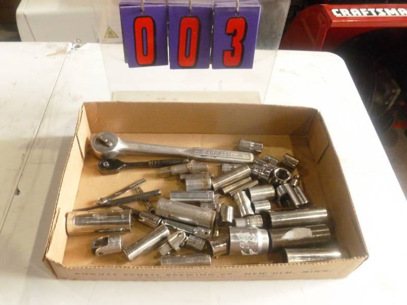 Flat of Craftsman Sockets & Ratchets