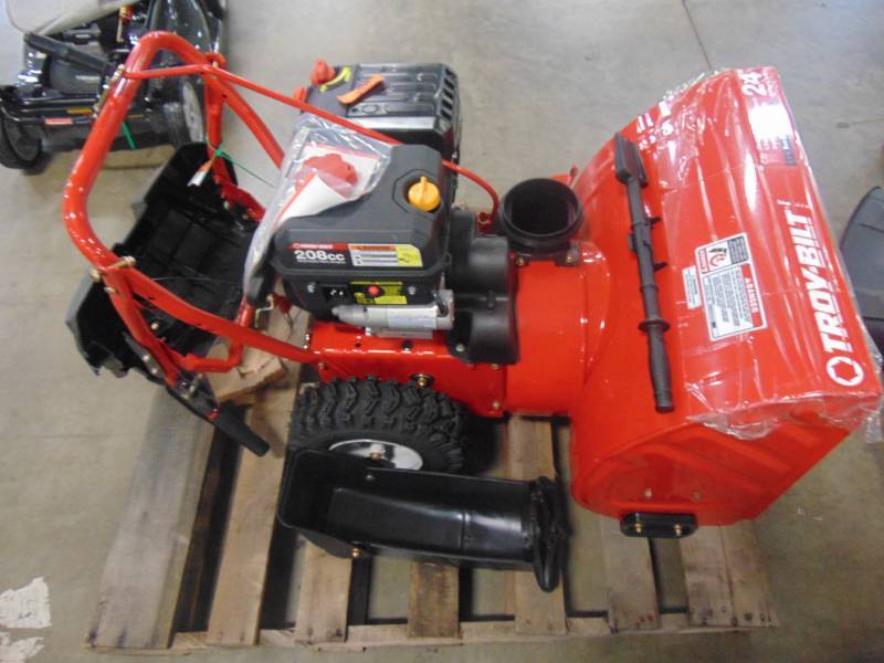 Troy-bilt 24 in. 208 cc Two-Stage Gas Snow Blower with Electric Start ...