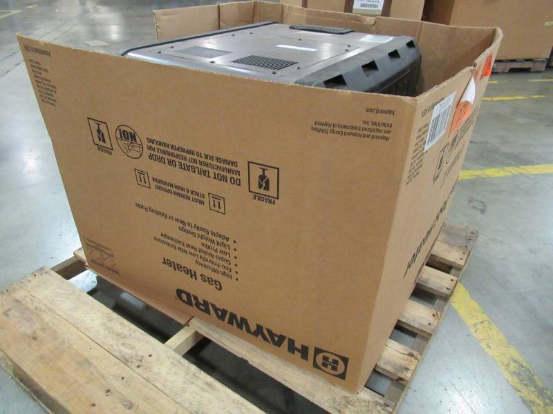 lot 197 image: Hayward H-Series 200,000 BTU Natural Gas Pool Heater Low NOx, H200FDN