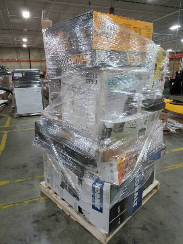 lot 203 image: WHOLESALE MIXED PALLET OF RETURNS - TOOLS, SMALL HOUSEWARES AND MORE