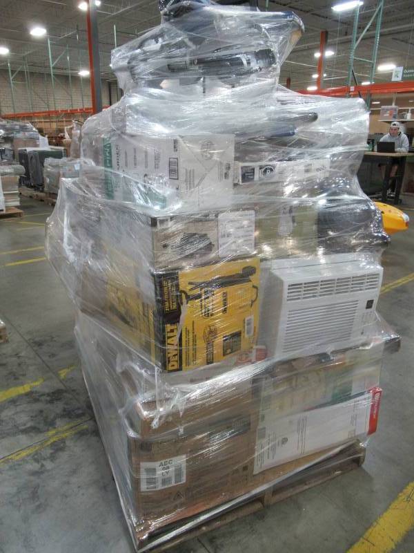 lot 207 image: WHOLESALE MIXED PALLET OF RETURNS - TOOLS, SMALL HOUSEWARES