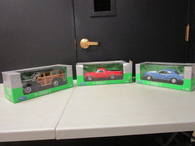 NEW WELLY NEX 118 SCALE CHEVROLET CARS