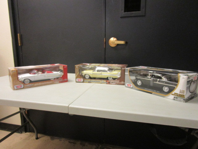 NEW MOTOR MAX 118 SCALE DIE CAST MODEL CARS