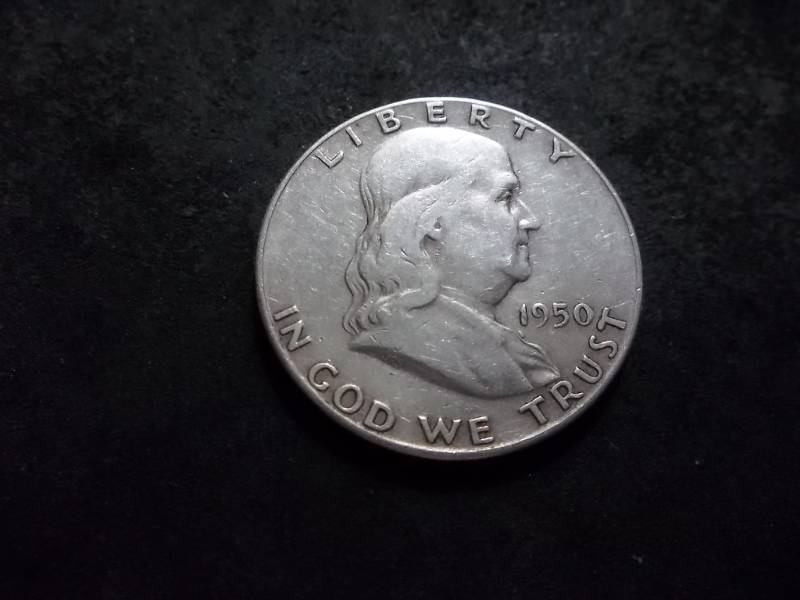 lot 104 image: 1950 Franklin Half Dollar