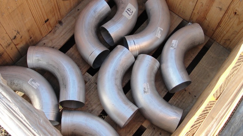 9- 4 IN. ALUMINUM 90 DEGREE ELBOWS