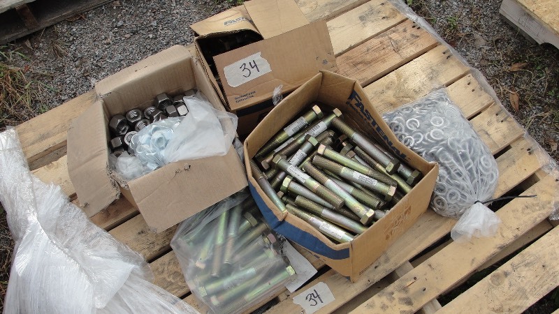 PALLET MISC. MILD  STAINLESS  STEEL BOLTS, WASHERS, NUTS