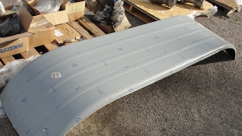 1- STAINLESS STEEL  TRUCK  TRAILER FENDER