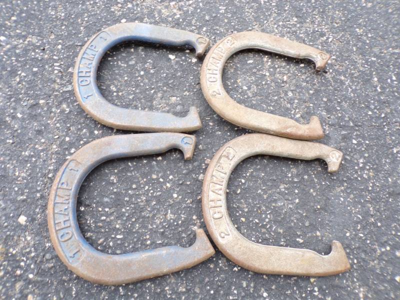 lot 20 image: 2 Pair of Horse Shoes for Game