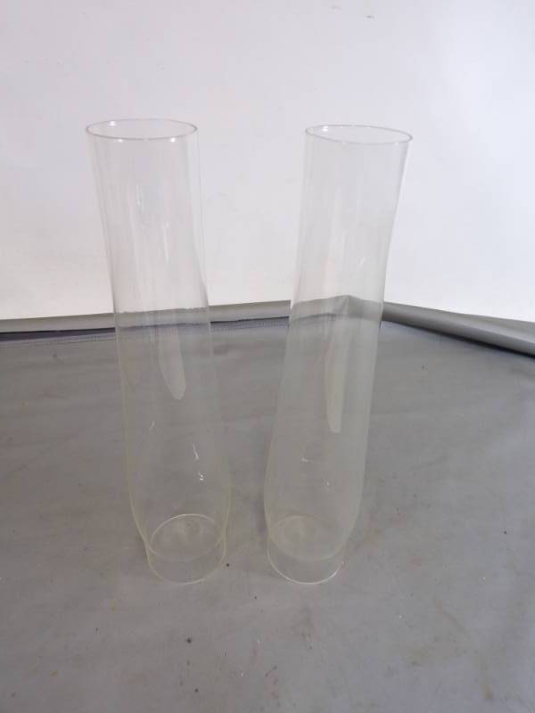 lot 27 image: 2 Glass Aladdin Style Chimneys