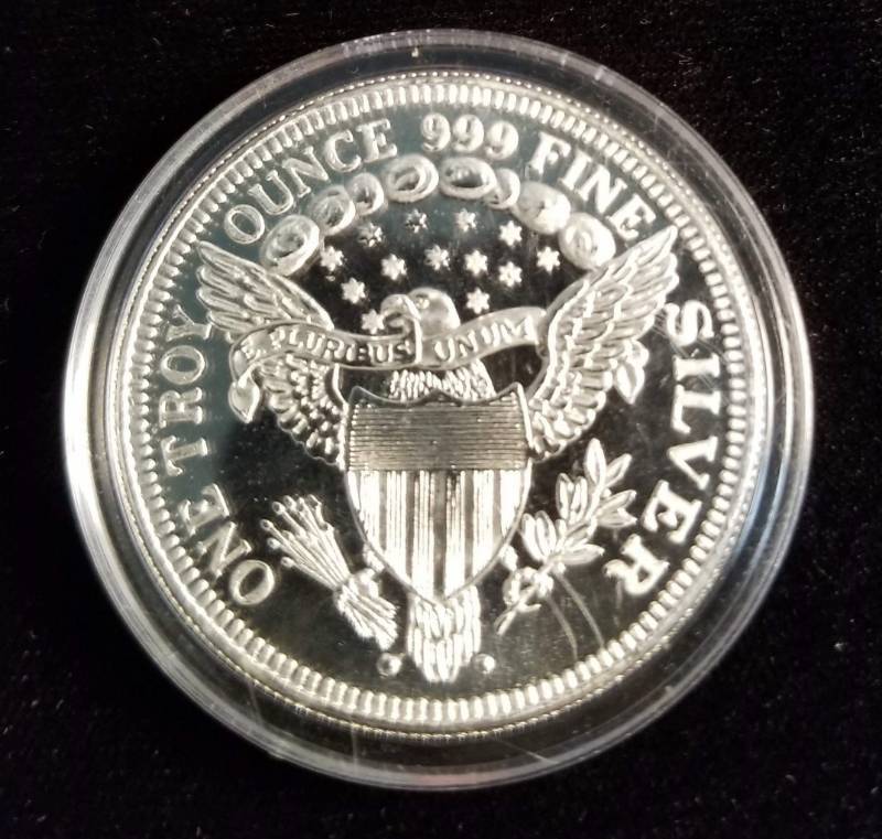 lot 16 image: 1 TROY OZ. .999 FINE SILVER ARMY ROUND IN AIRTITE