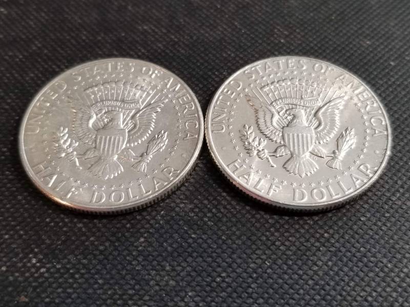 lot 19-A image: 2 SILVER KENNEDY HALF DOLLARS 1964 X2