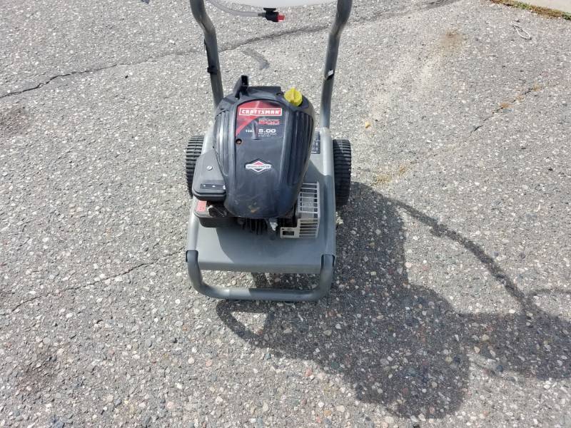 lot 31 image: Craftsman Pressure Washer 