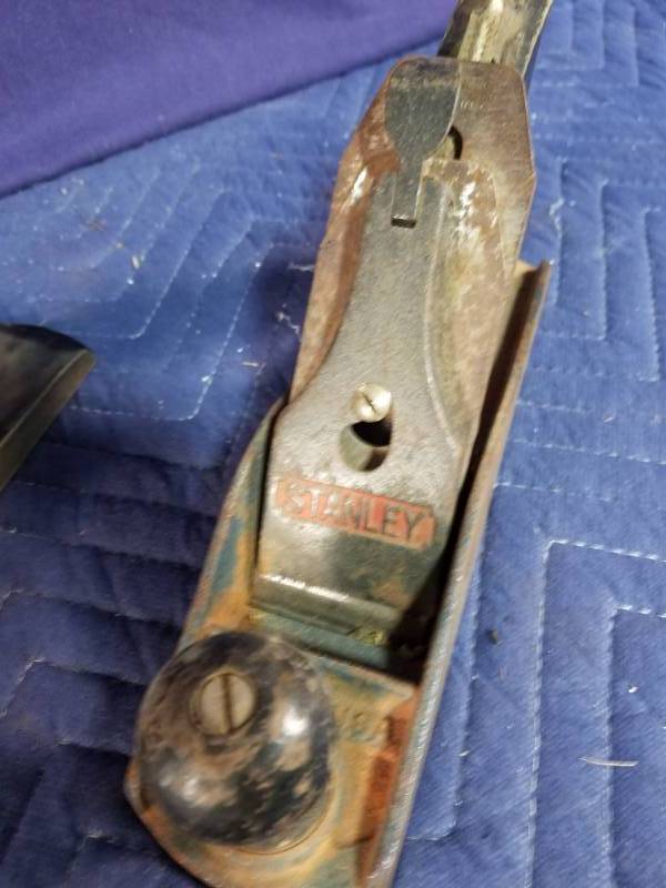 lot 39 image: Wood Plane Tools