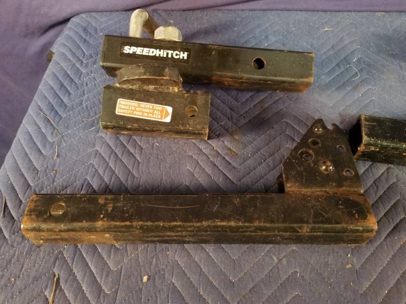 lot 45 image: Truck Receivers & Extension