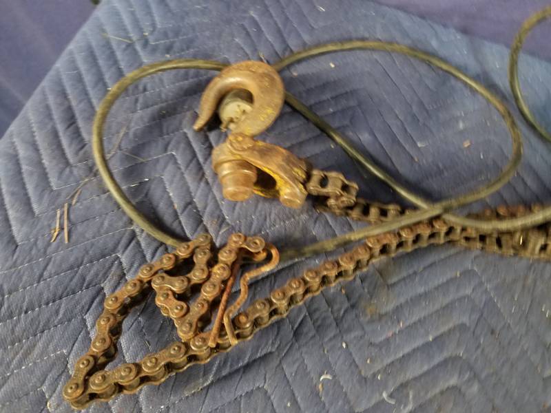 lot 48 image: Electric Chain Hoist