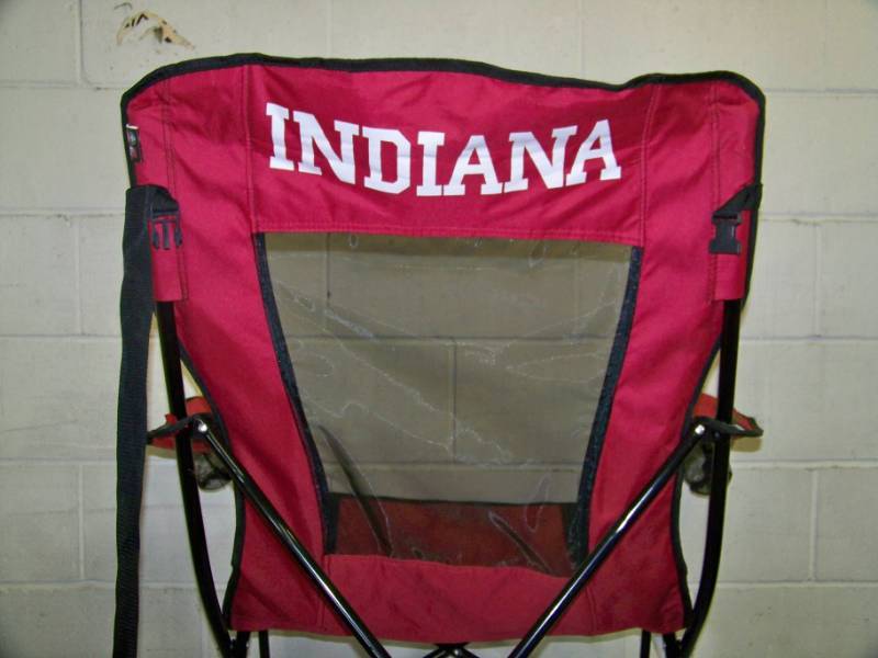lot 41 image: Indiana University High Back Chair with Carrying Bag